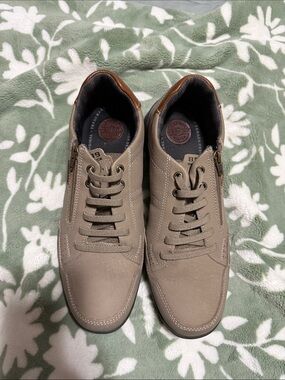 Pegada Men's Taupe Slip-On Lace-Up Loafers with Side Zip